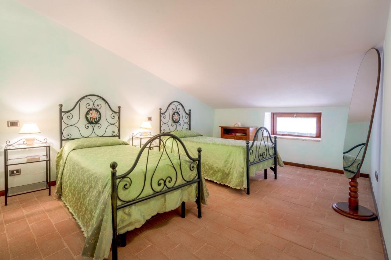 Castello Di Pupaggi Villa Sellano Bagian luar foto